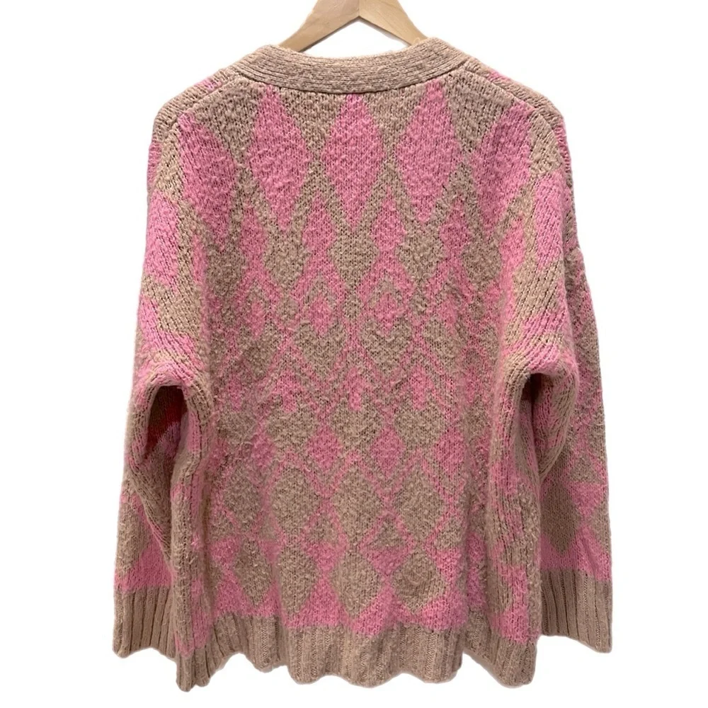 Cotton-on Super Soft and Fuzzy Cardigan Sweater in Pink and Tan Print Size Large
